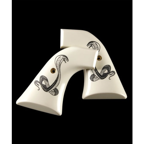 Hogue Ruger Blackhawk/Vaquero Scrimshaw Ivory Polymer - Cobra Snake