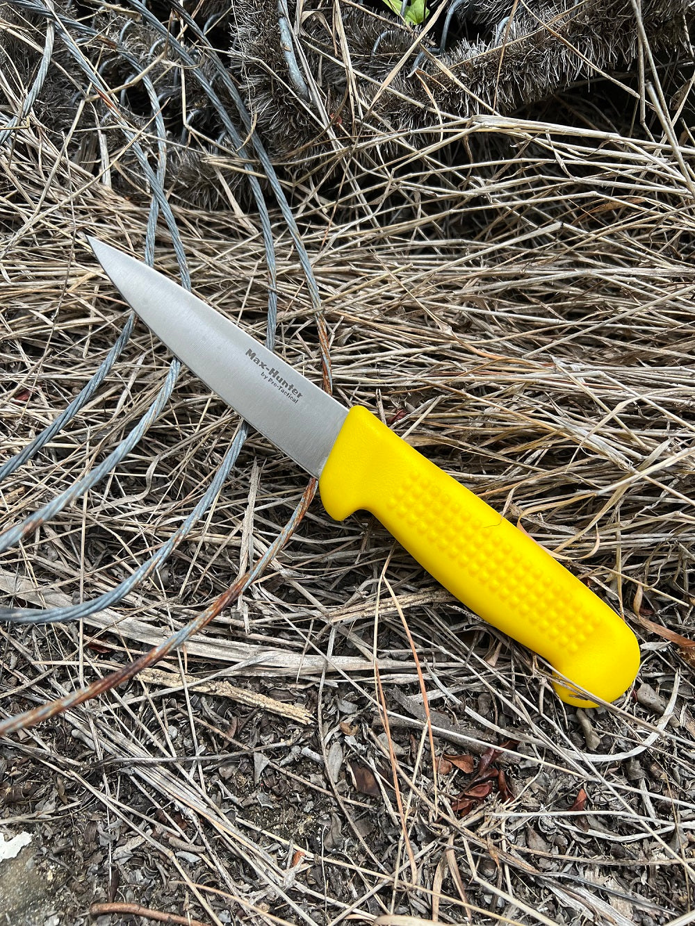 Pro-Tactical Sticking Knife 4.5 Inch Blade Yellow Handle