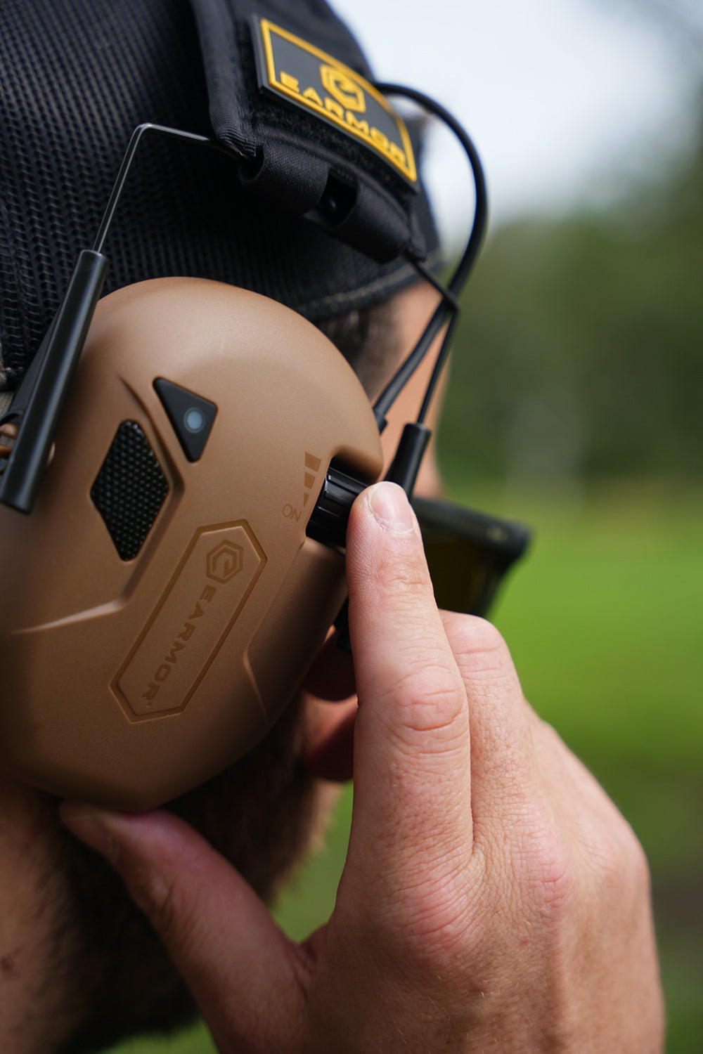 Earmor M300T Electronic Bluetooth Earmuffs - Coyote Brown