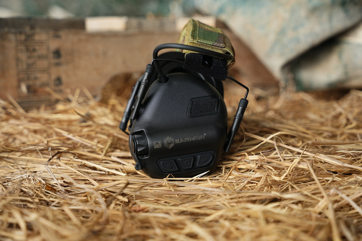 Earmor M31 PLUS Electronic Earmuffs - Tactical Black