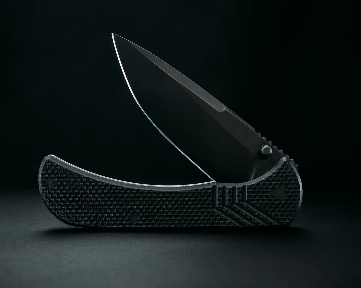 Half Face Blades Cav Folder – 3.5in Black G10 Handle Black Blade Magnacut