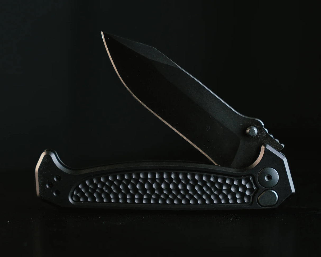 Half Face Blades Disaster Folder – 3.5in Black Nitride Frame CPM S45VN