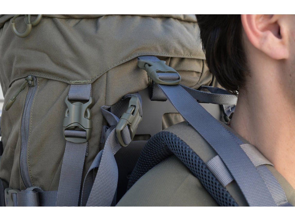 Manitoba Expedition Olive 75L+ Carbon Frame Pack