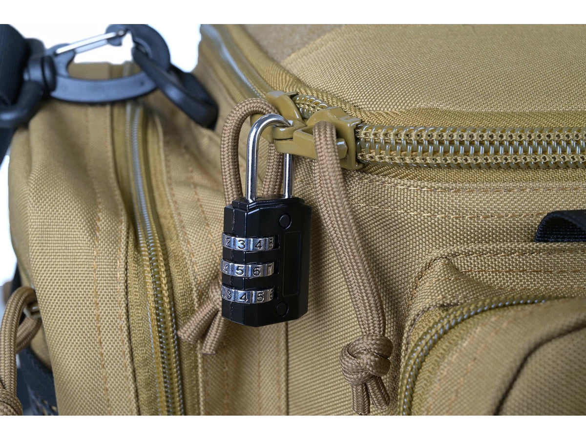 Manitoba Range Bag with 2 Pistol Sleeves Tan