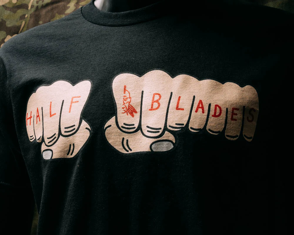 Half Face Blades Half Toy Machine T-shirt - M