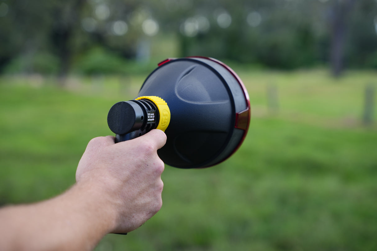 Pro-Tactical Hand Held Spotlight 140mm 15W LED Rechargeable