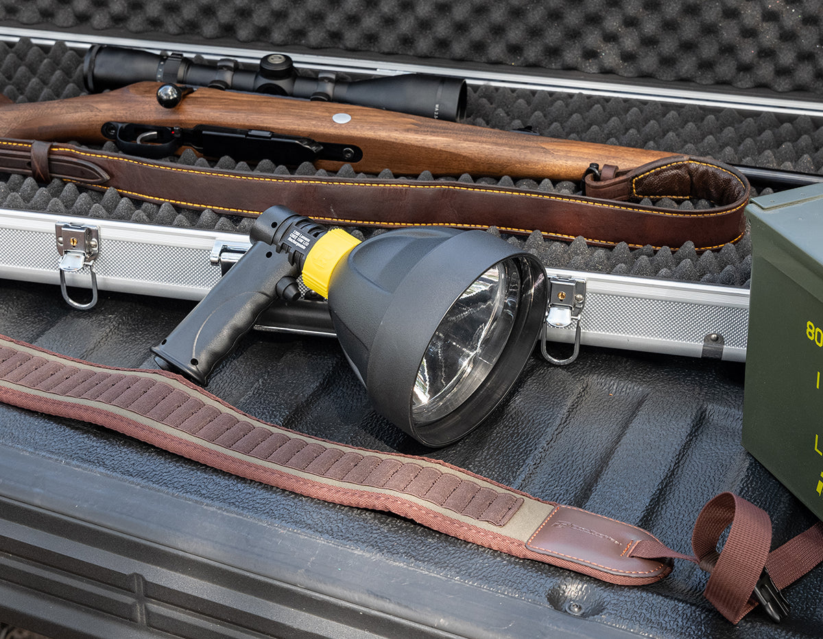 Pro-Tactical Hand Held Spotlight 140mm 15W LED Rechargeable